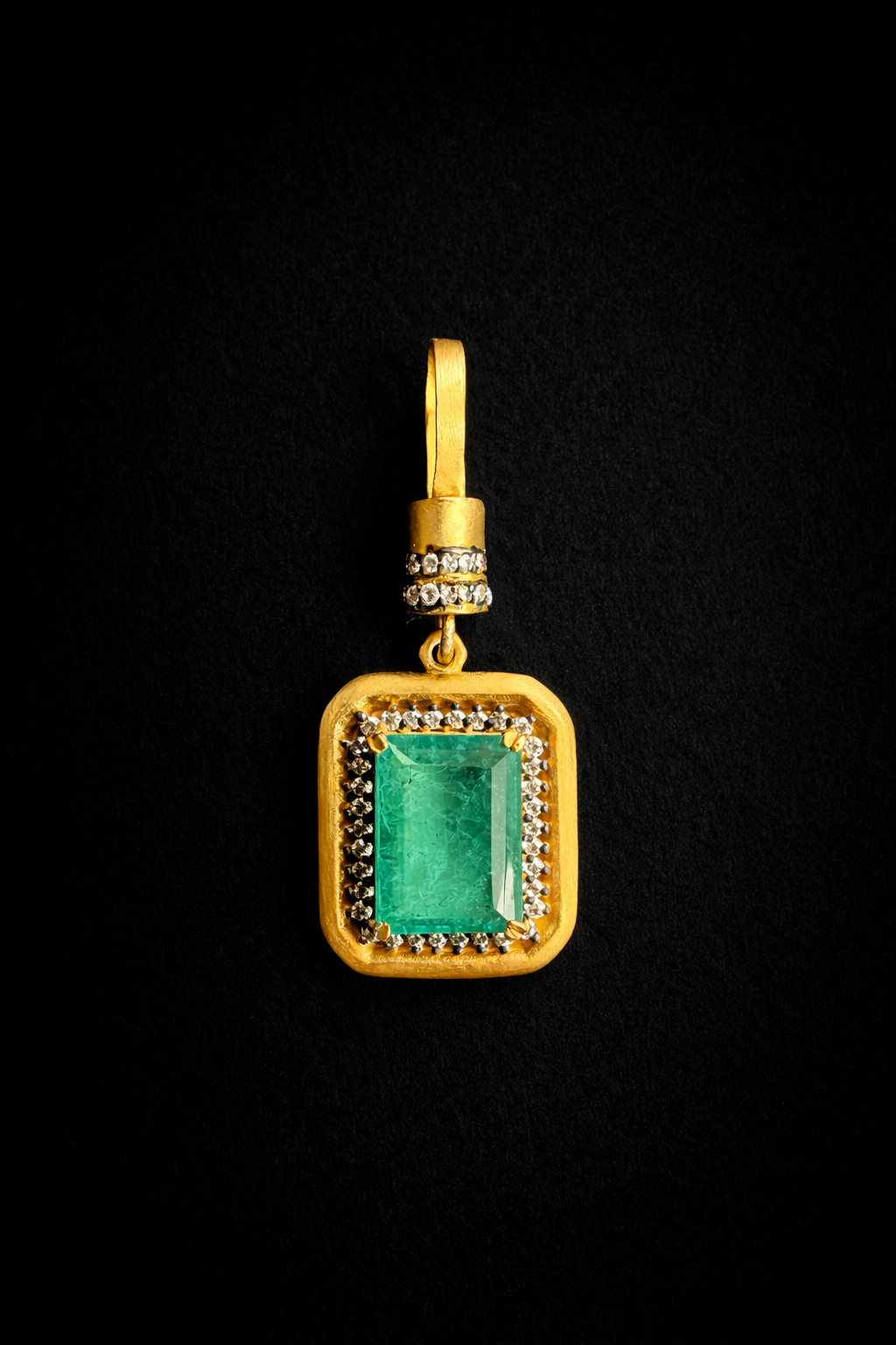 Emerald Charm